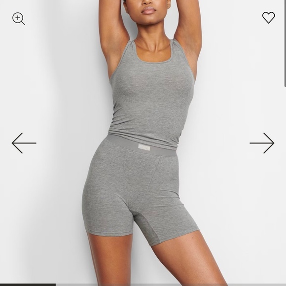 SKIMS pajama set - Picture 1 of 3